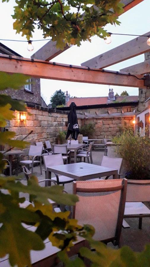 Royal Oak Hotel グレート・アイトン エクステリア 写真