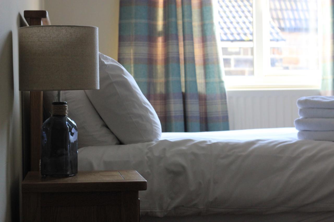 Royal Oak Hotel グレート・アイトン エクステリア 写真