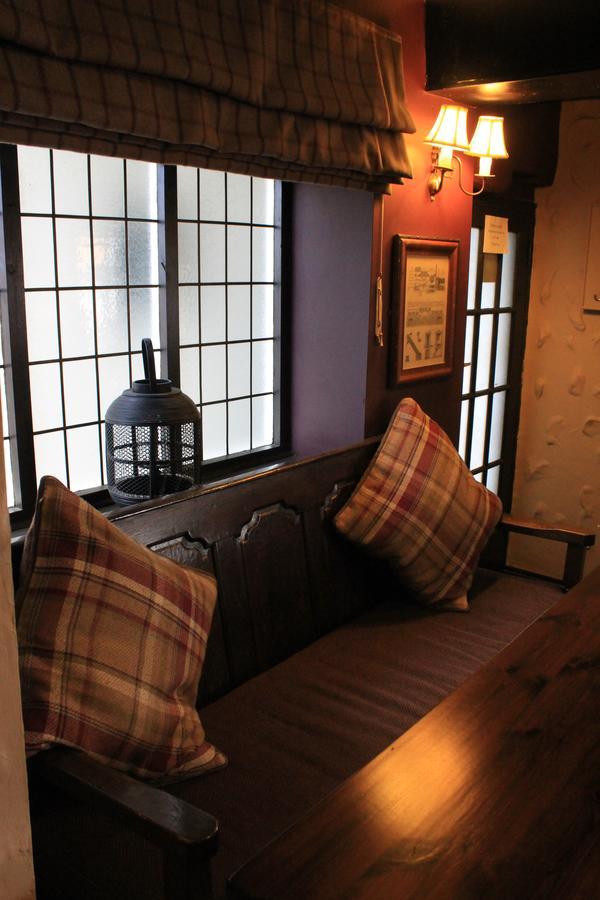 Royal Oak Hotel グレート・アイトン エクステリア 写真